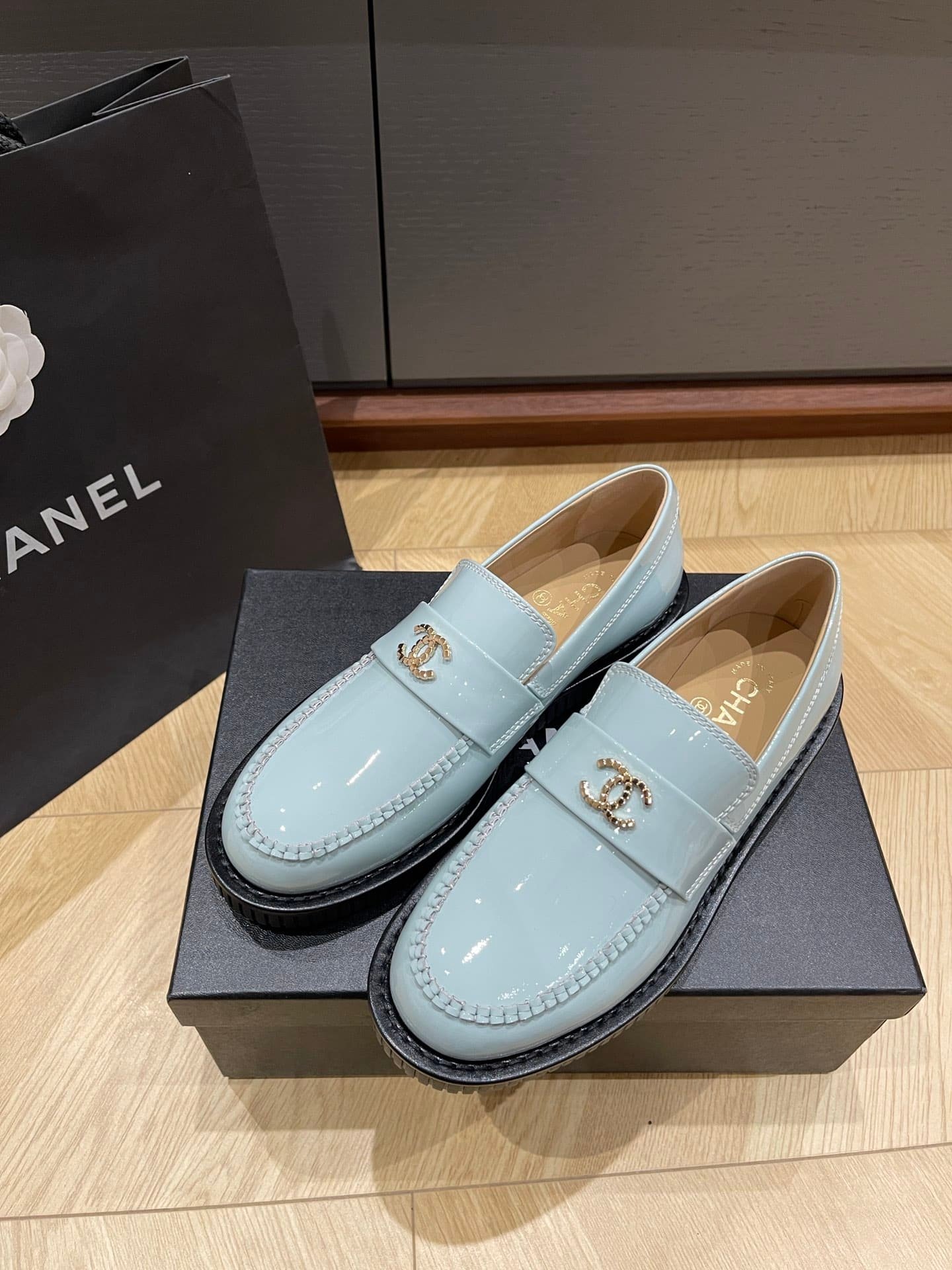 Chanel Shiny Crumpled Calfskin Loafer