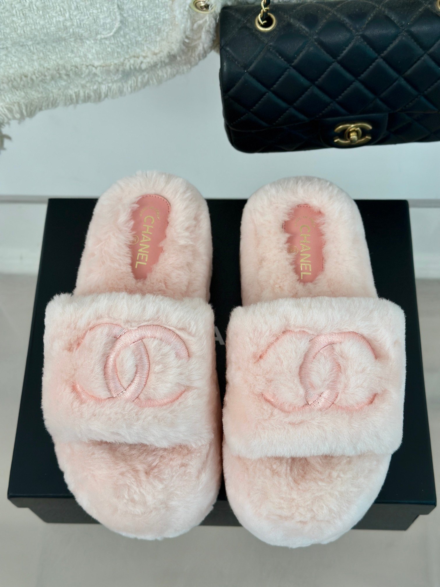 Chanel CC Knitted Logo Wool Slippers
