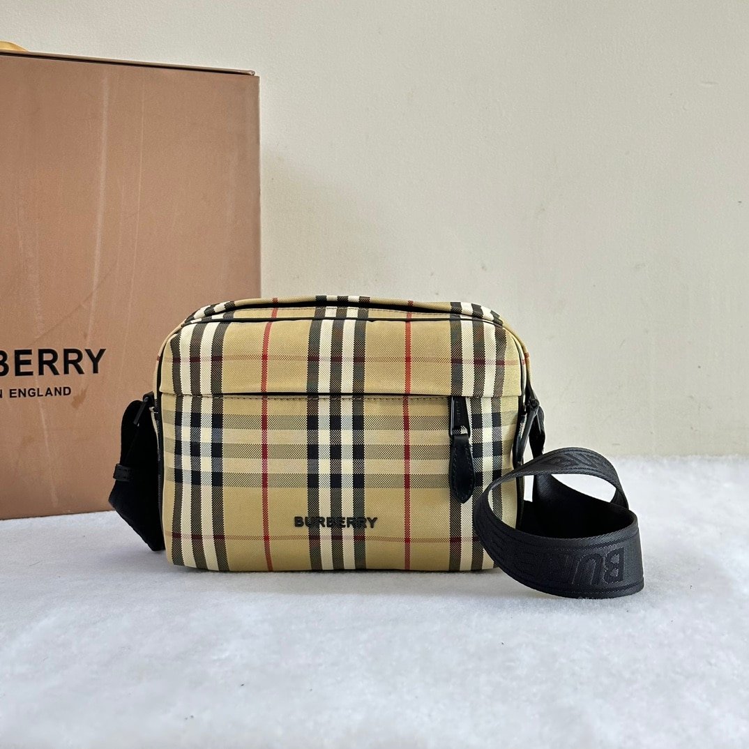 Burberry Paddy Checker Shoulder Bag