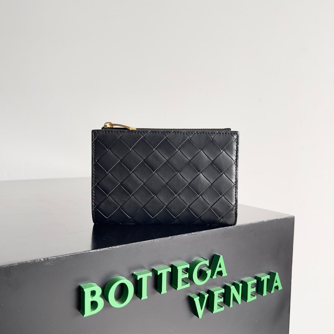 Bottega Veneta Intrecciato Bi-fold Wallet