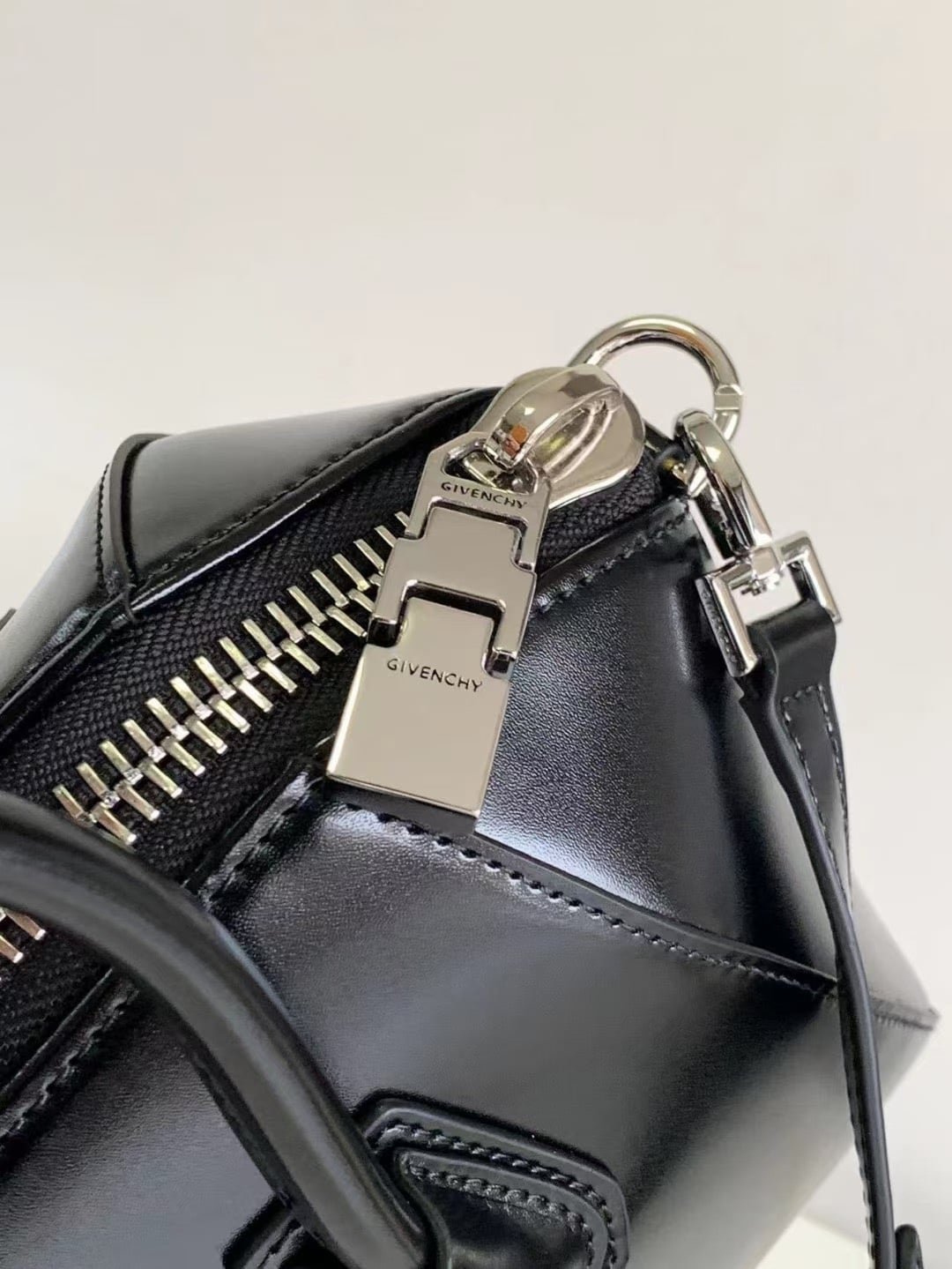 Givenchy Antigona Mini Bag