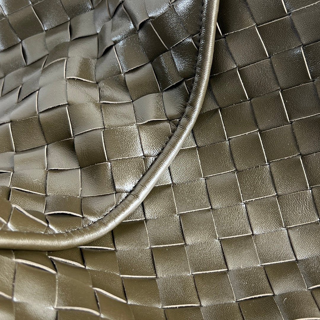 Bottega Veneta Hop Bag
