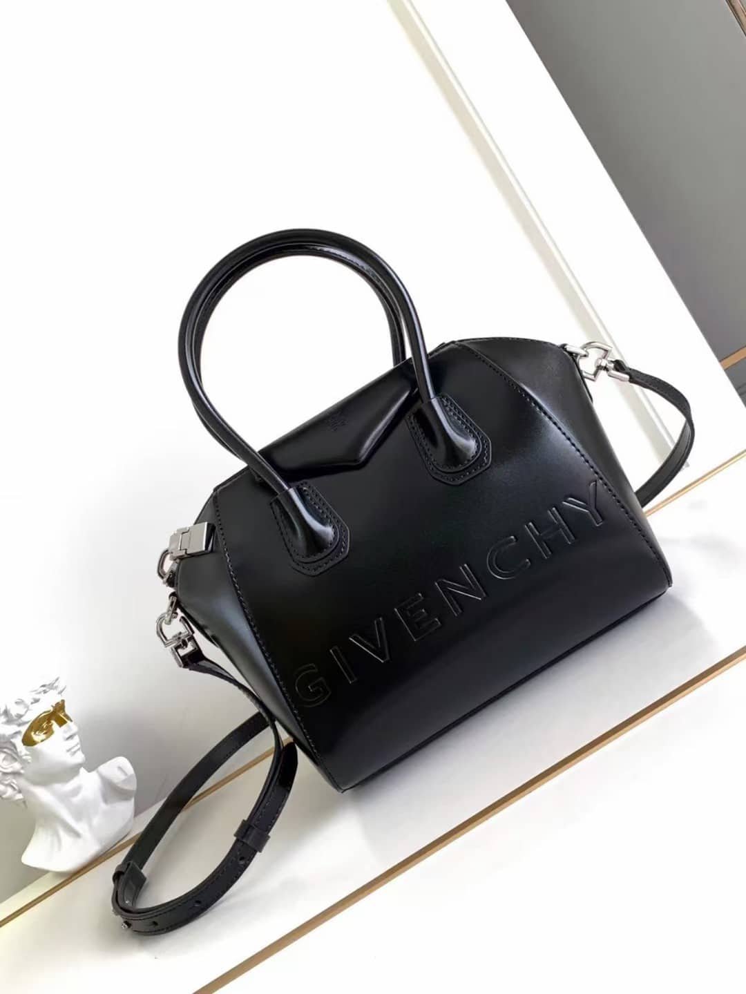 Givenchy Antigona Mini Bag