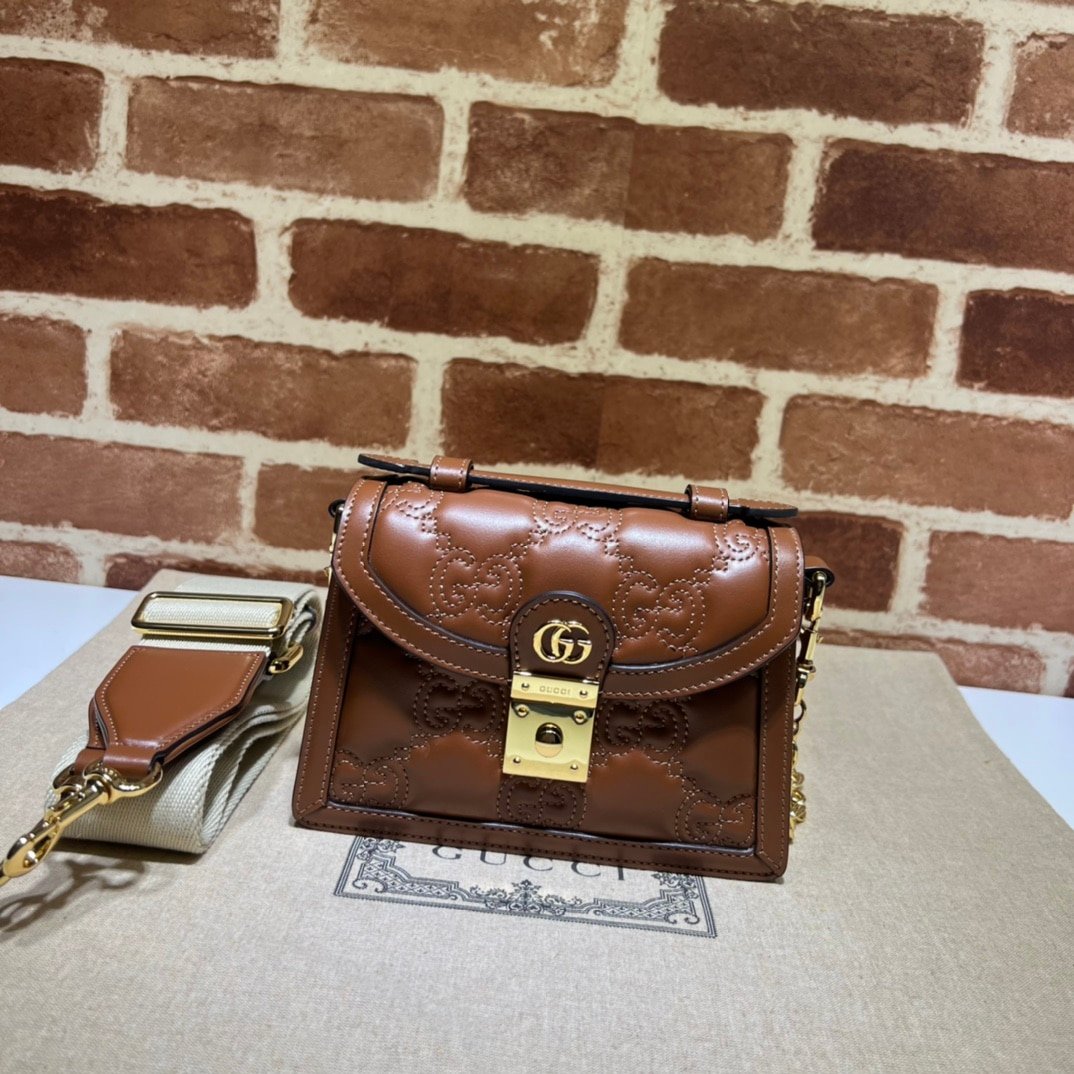 Gucci GG Matelassé Bag