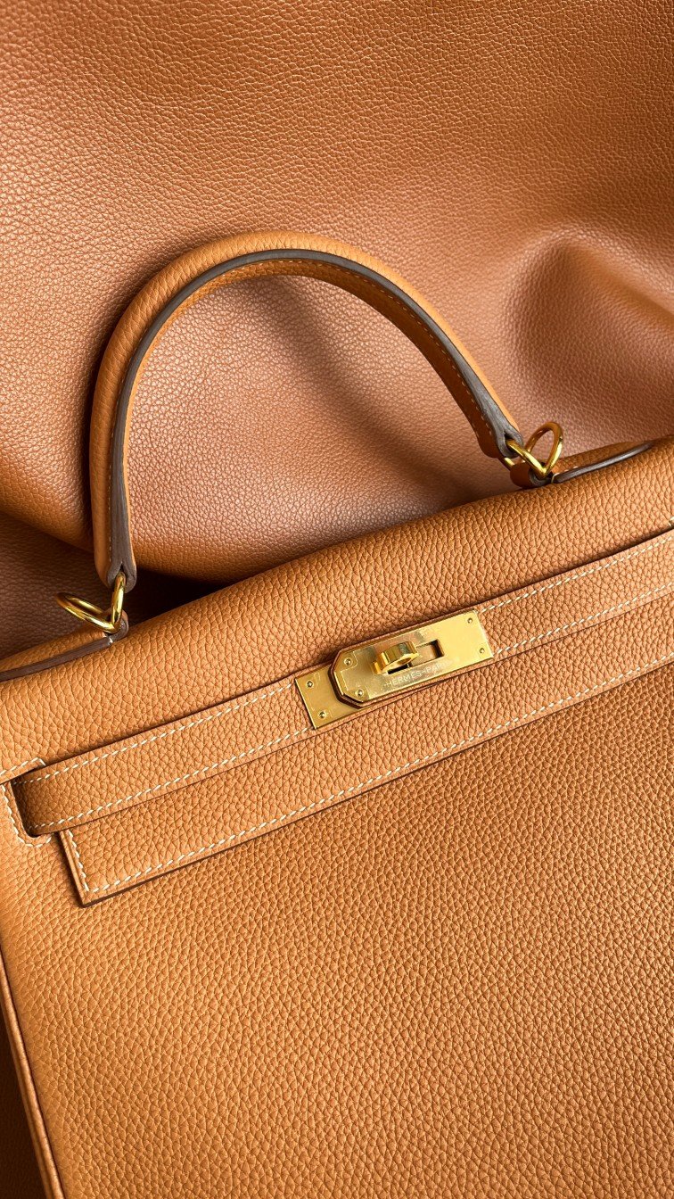 Hermès Kelly Brown 28
