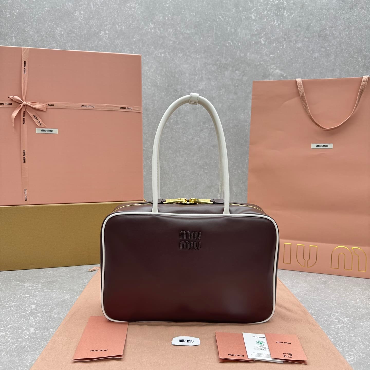 Miu Miu Beau Leather Tote
