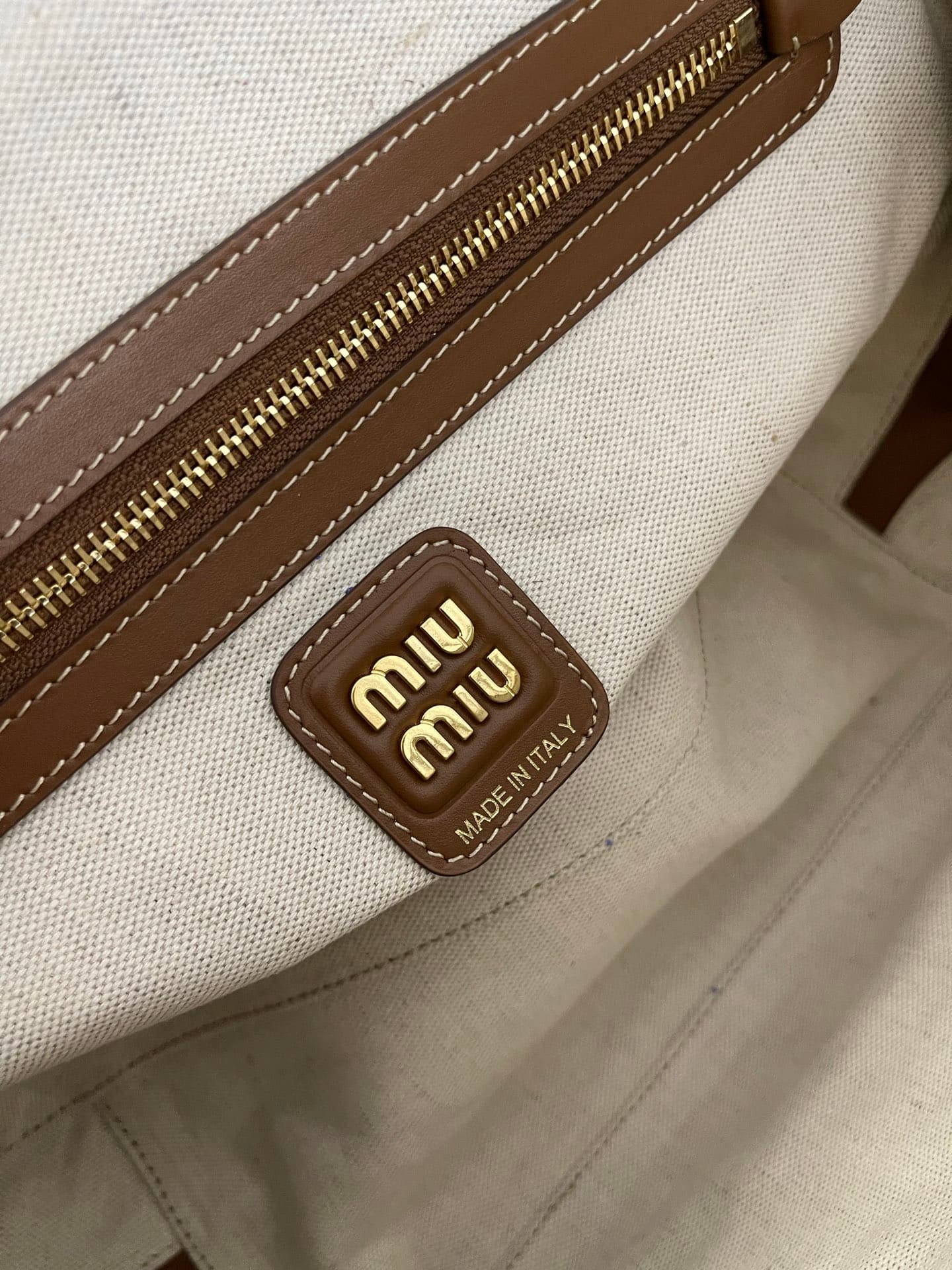 Miu Miu Beau Tote Bag
