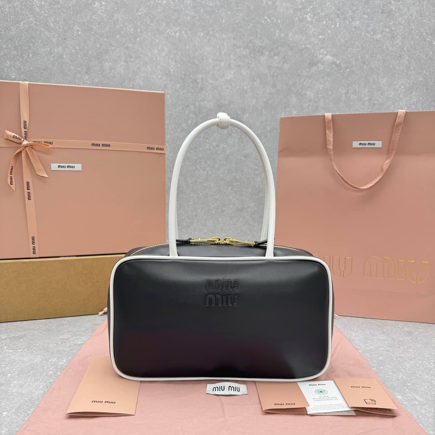 Miu Miu Beau Leather Tote