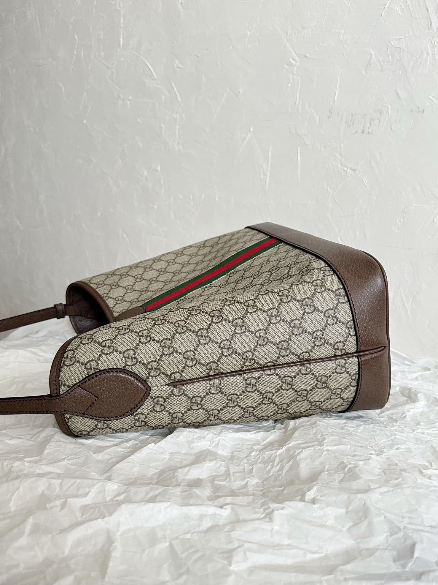 Gucci Ophidia GG Medium Canvas Shoulder Bag