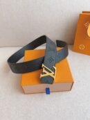 Louis Vuitton LV Black Leather Gold Buckle Belt