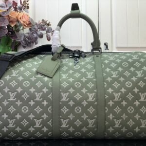 Louis Vuitton LV Keepall Bandoulière 50 Green