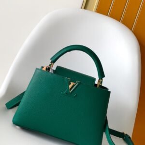 Louis Vuitton Capucines BB handbag in emerald green
