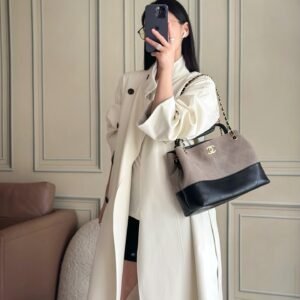 Chanel 25A Two-Tone Shopping Bag